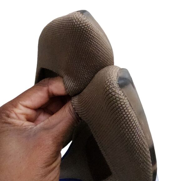 Rothy's   - Picture 6 of 7